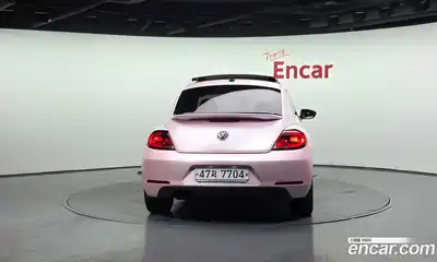 Volkswagen Beatle 2013 2.0 Автомат в Москве № 172551, миниатюра 8