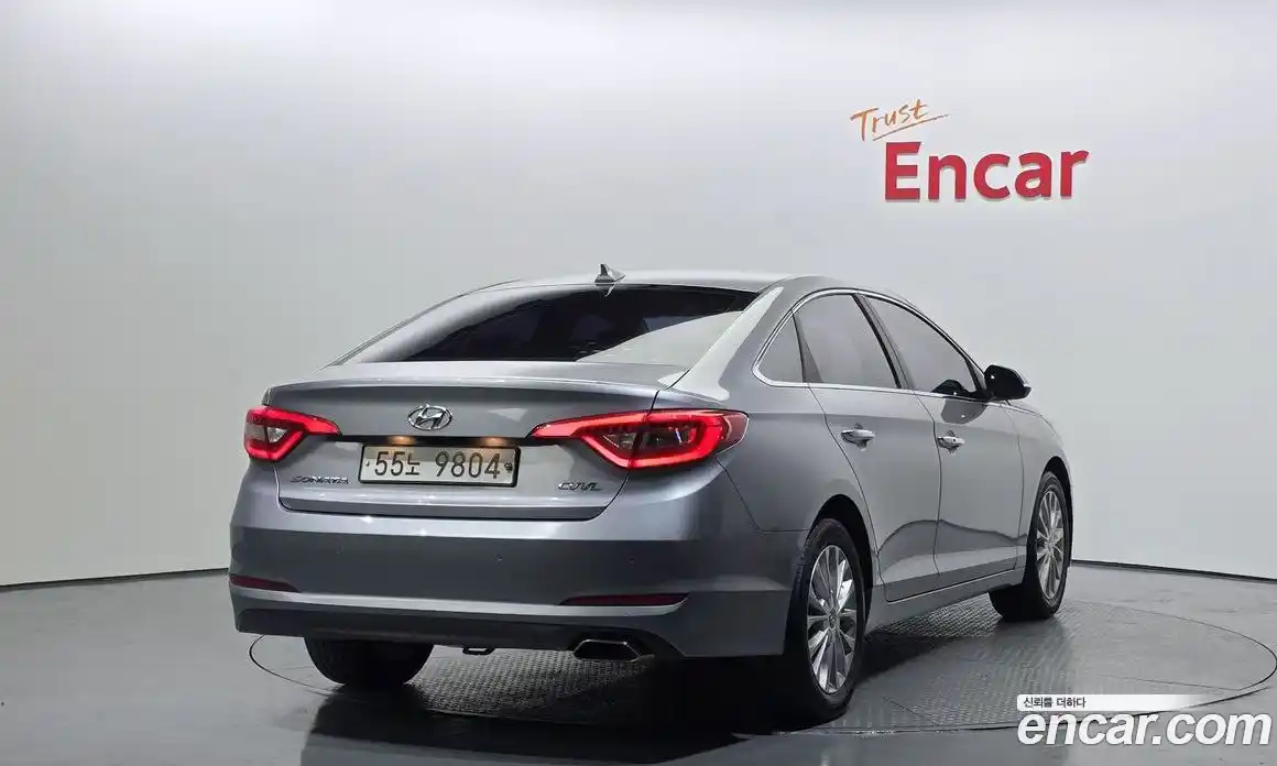 Hyundai Sonata 2016 2.0 Автомат в Москве № 173454, фото 12