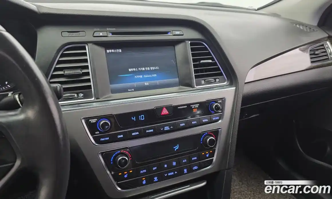 Hyundai Sonata 2016 2.0 Автомат в Москве № 173454, фото 16