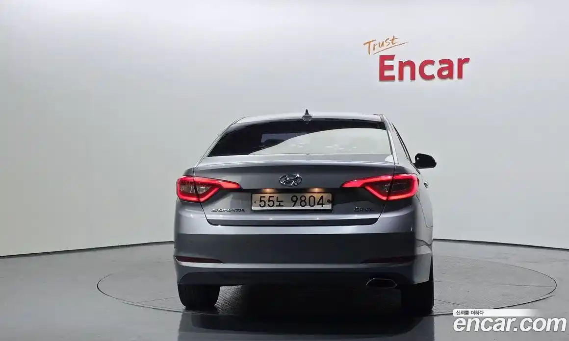 Hyundai Sonata 2016 2.0 Автомат в Москве № 173454, фото 18