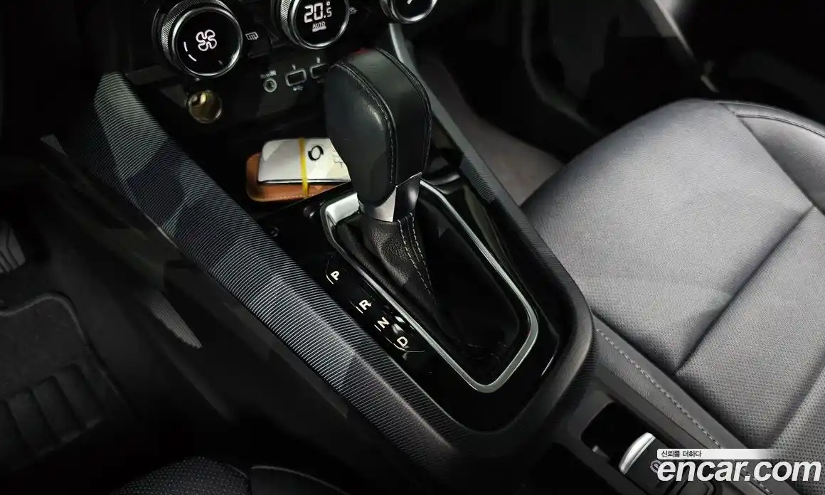 Renault XM3 2020 1.3 Автомат в Москве № 178046, фото 11