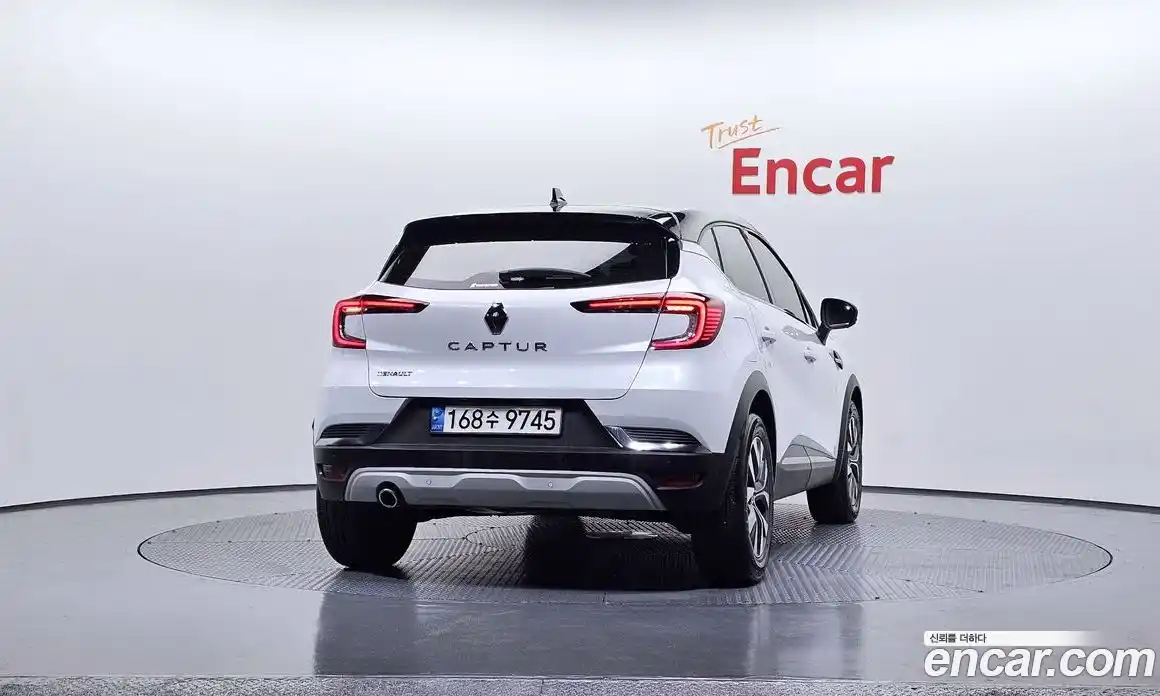 Renault Captur 2021 1.3 Автомат в Москве № 178816, фото 16