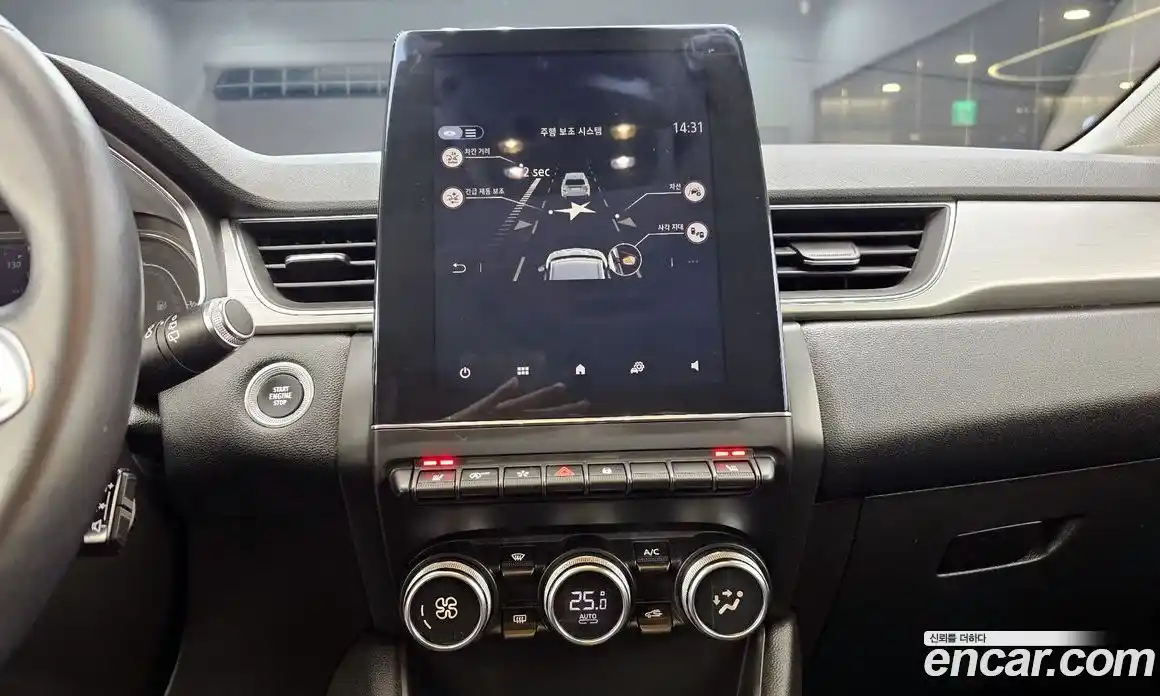 Renault Captur 2021 1.3 Автомат в Москве № 178816, фото 17