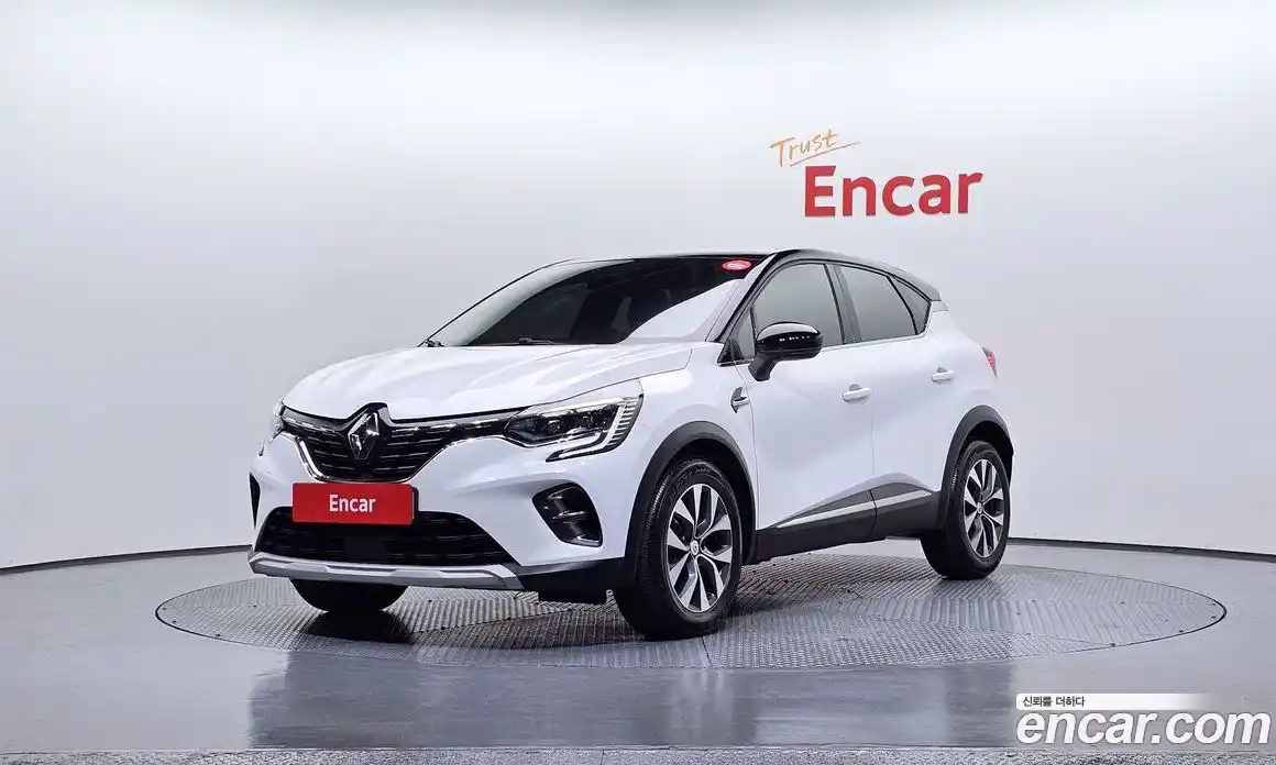 Renault Captur 2021 1.3 Автомат в Москве № 178816, фото 6