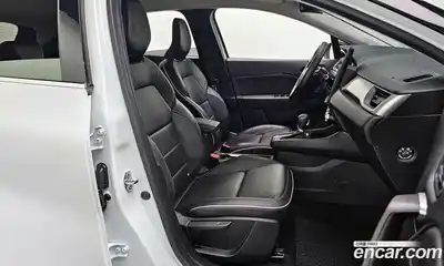 Renault Captur 2021 1.3 Автомат в Москве № 178816, миниатюра 8