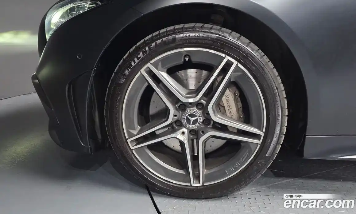 Mercedes-Benz CLS-Class 2022 2.0 Автомат в Москве № 180272, фото 5