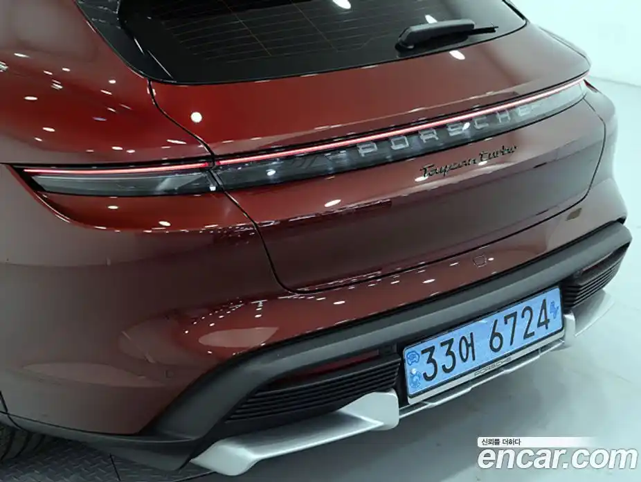 Porsche Taycan 2023 0.1 Автомат в Москве № 182241, фото 12