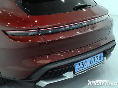 Porsche Taycan 2023 0.1 Автомат в Москве № 182241, миниатюра 12