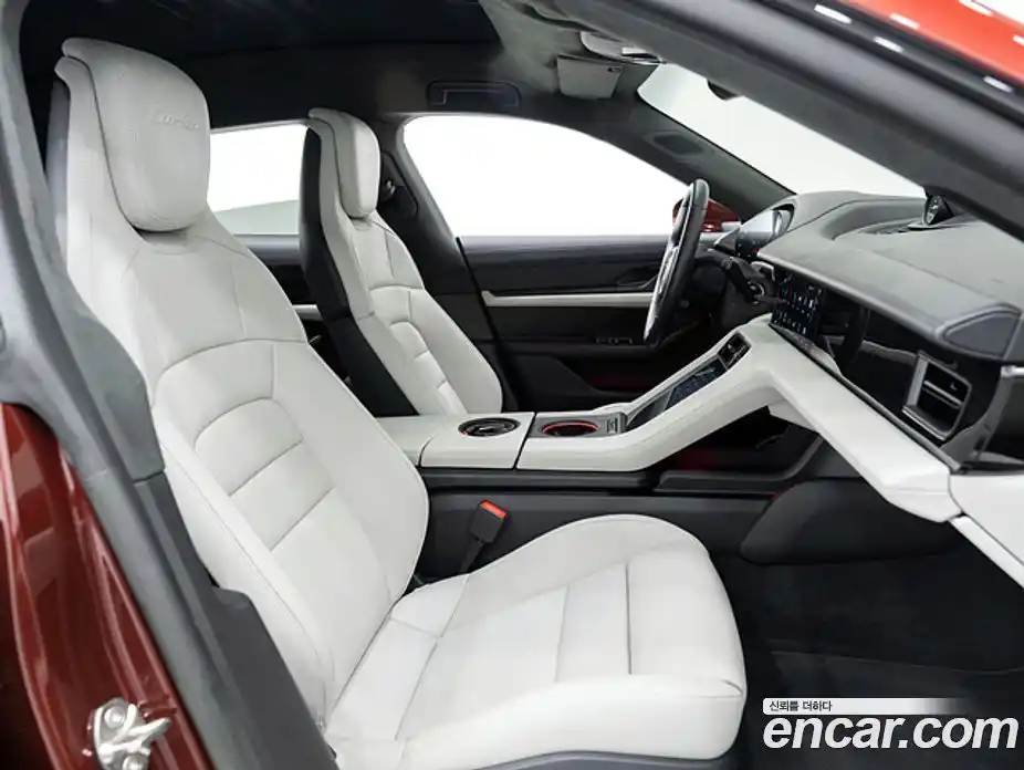 Porsche Taycan 2023 0.1 Автомат в Москве № 182241, фото 14