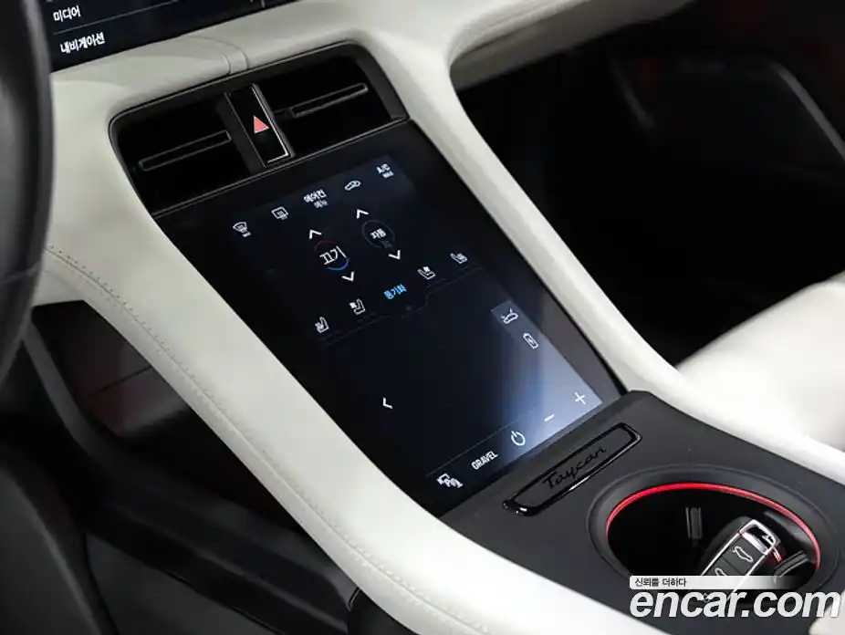 Porsche Taycan 2023 0.1 Автомат в Москве № 182241, фото 17