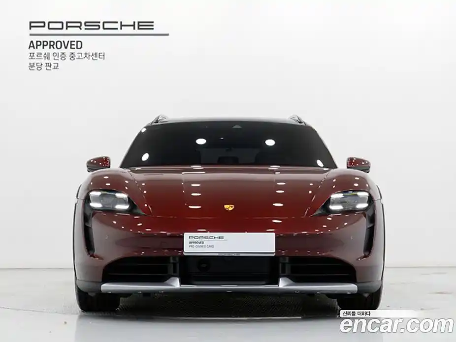 Porsche Taycan 2023 0.1 Автомат в Москве № 182241, фото 3