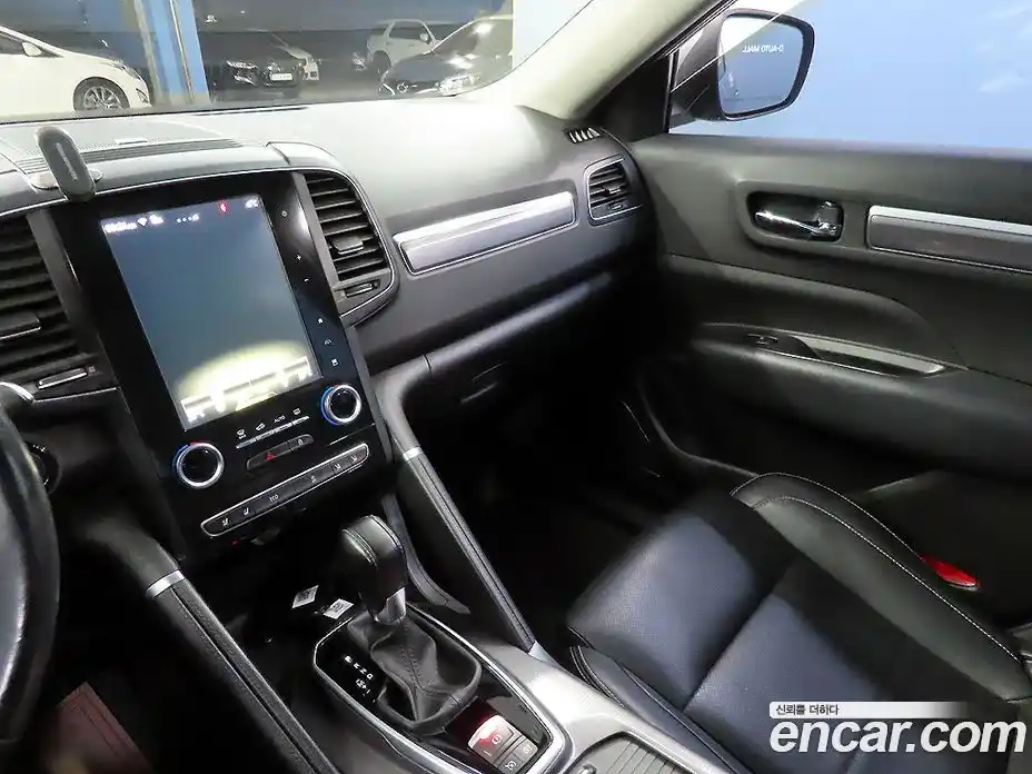 Renault QM6 2017 2.0 Автомат в Москве № 184032, фото 11