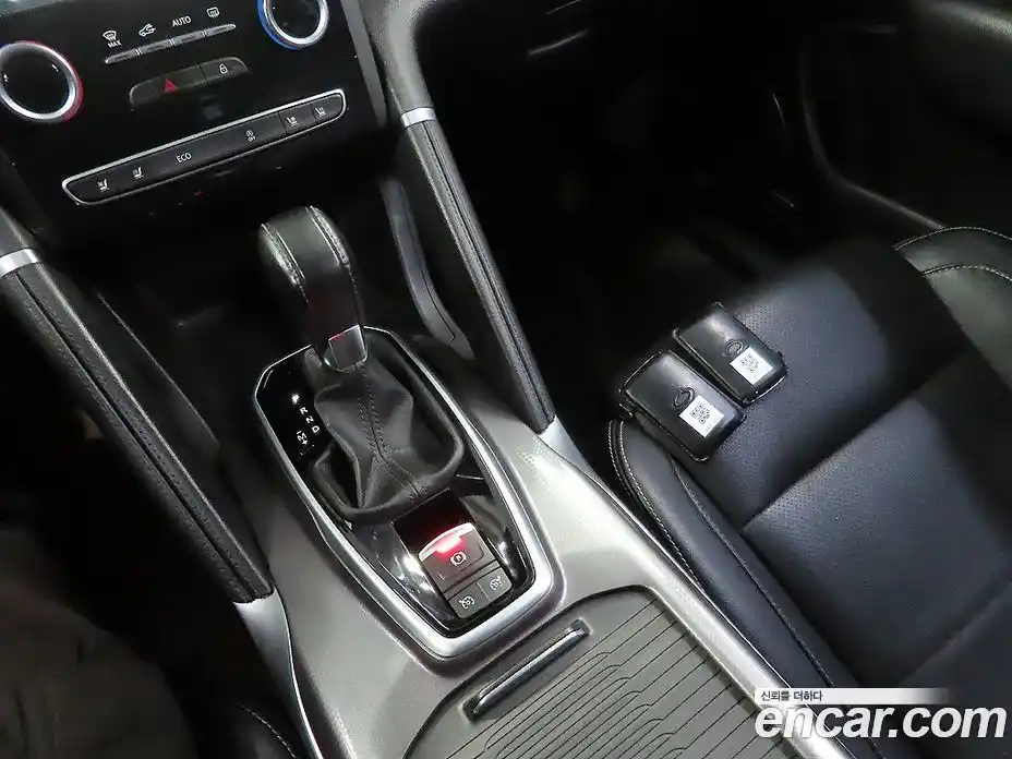 Renault QM6 2017 2.0 Автомат в Москве № 184032, фото 9