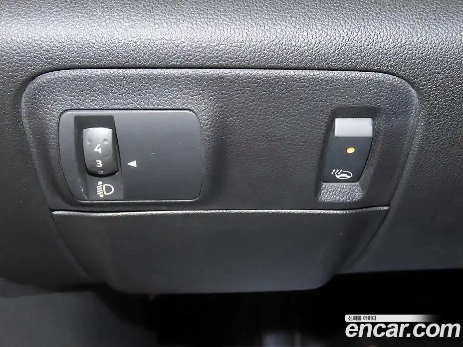 Renault SM6 2016 1.5 Автомат в Москве № 186184, фото 14