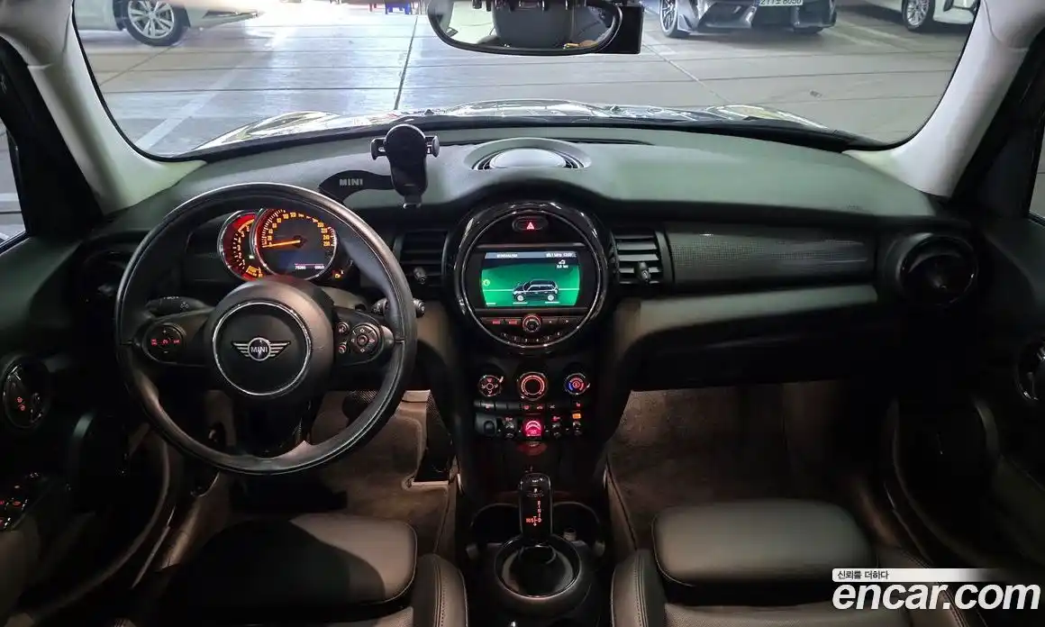 Mini Cooper 2019 1.5 Автомат в Москве № 187991, фото 7