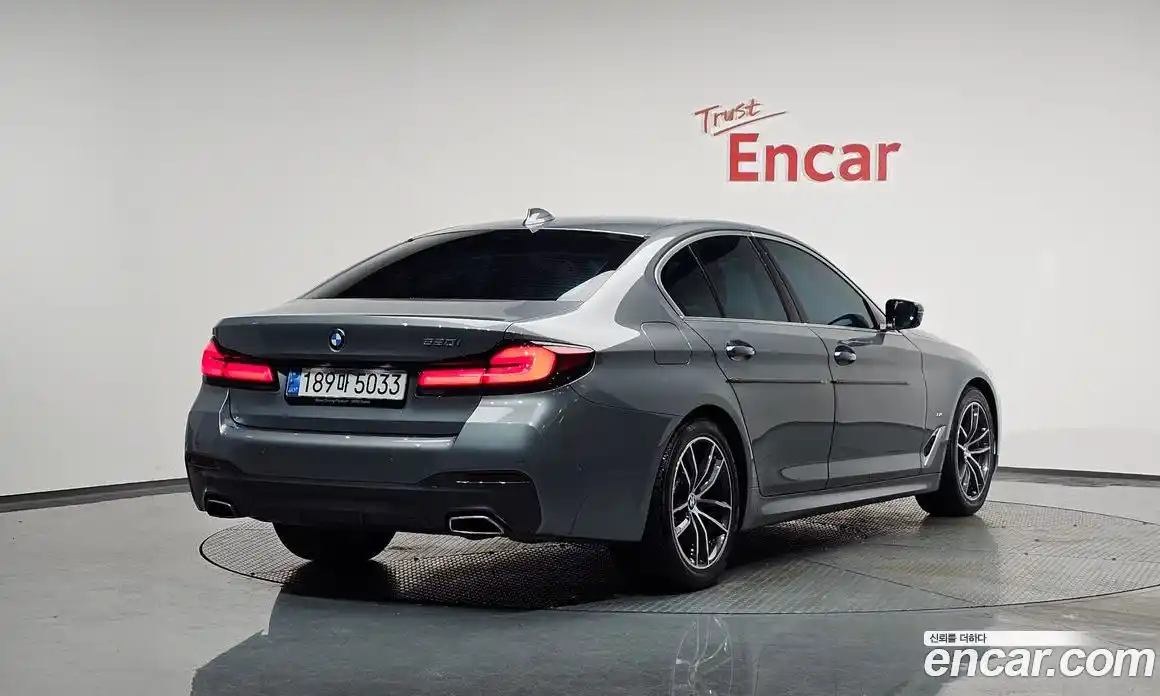 BMW 5-Series 2023 2.0 Автомат в Москве № 191507, фото 9