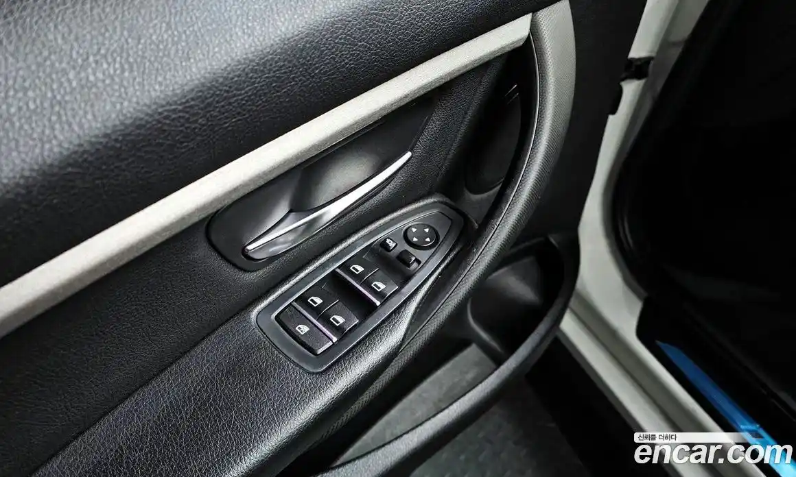 BMW 3-Series 2016 2.0 Автомат в Москве № 192896, фото 18