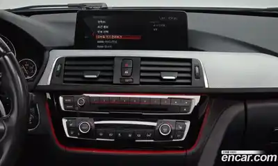 BMW 3-Series 2016 2.0 Автомат в Москве № 193210, миниатюра 4