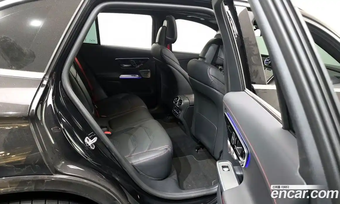 Mercedes-Benz GLC-Class 2024 2.0 Автомат в Москве № 193913, фото 19