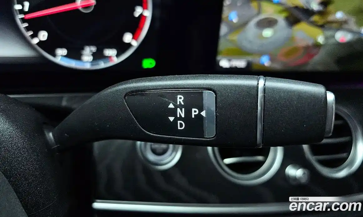 Mercedes-Benz E-Class 2019 2.0 Автомат в Москве № 194200, фото 4