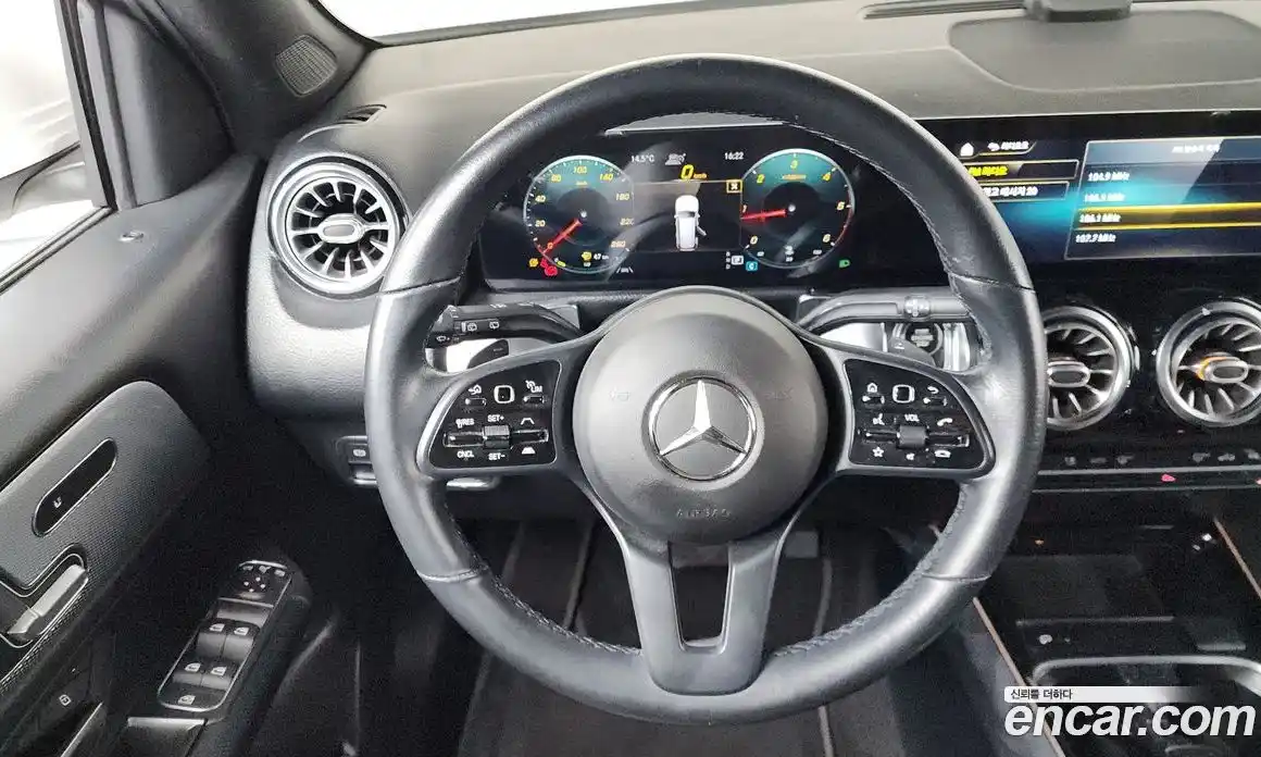 Mercedes-Benz GLB-Class 2021 1.9 Автомат в Москве № 194579, фото 5