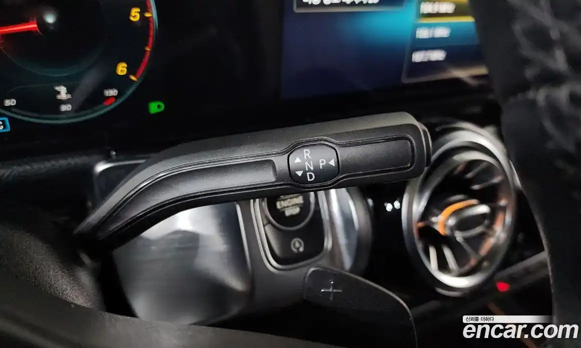 Mercedes-Benz GLB-Class 2021 1.9 Автомат в Москве № 194579, фото 9