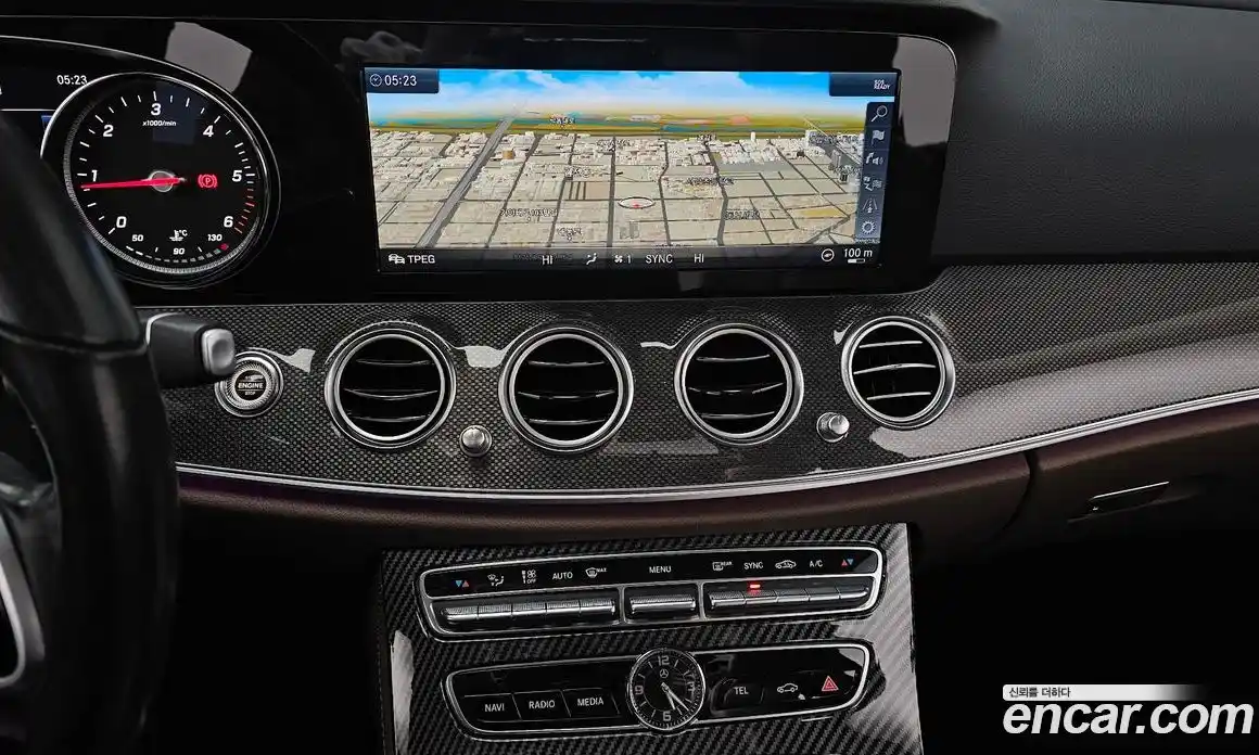 Mercedes-Benz E-Class 2019 1.9 Автомат в Москве № 194682, фото 9