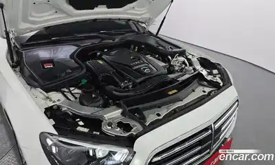 Mercedes-Benz E-Class, 2023