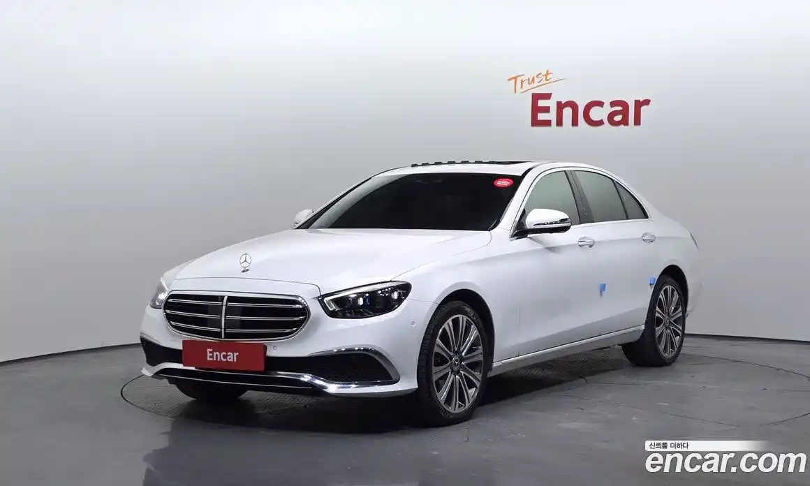 Mercedes-Benz E-Class 2023 2.0 Автомат в Москве № 195334, фото 16