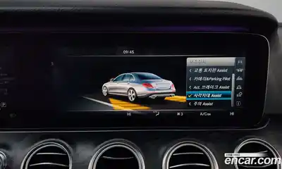 Mercedes-Benz E-Class 2017 2.0 Автомат в Москве № 195579, миниатюра 12