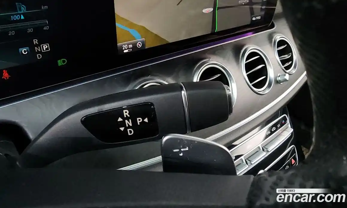 Mercedes-Benz E-Class 2017 2.0 Автомат в Москве № 195579, фото 13