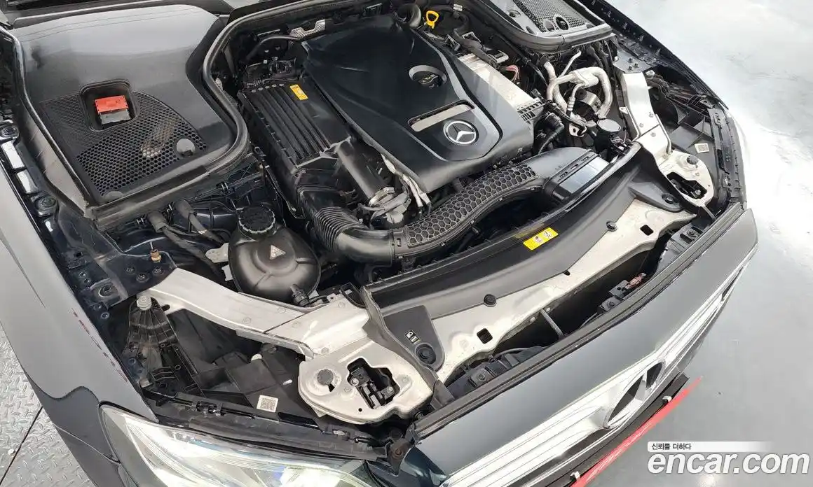 Mercedes-Benz E-Class 2017 2.0 Автомат в Москве № 195579, фото 18