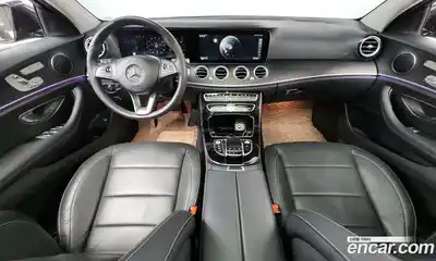 Mercedes-Benz E-Class 2017 2.0 Автомат в Москве № 195579, миниатюра 6