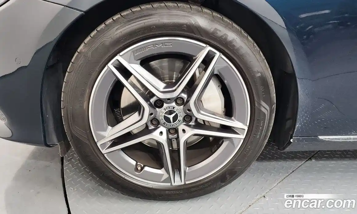 Mercedes-Benz E-Class 2017 2.0 Автомат в Москве № 195579, фото 10