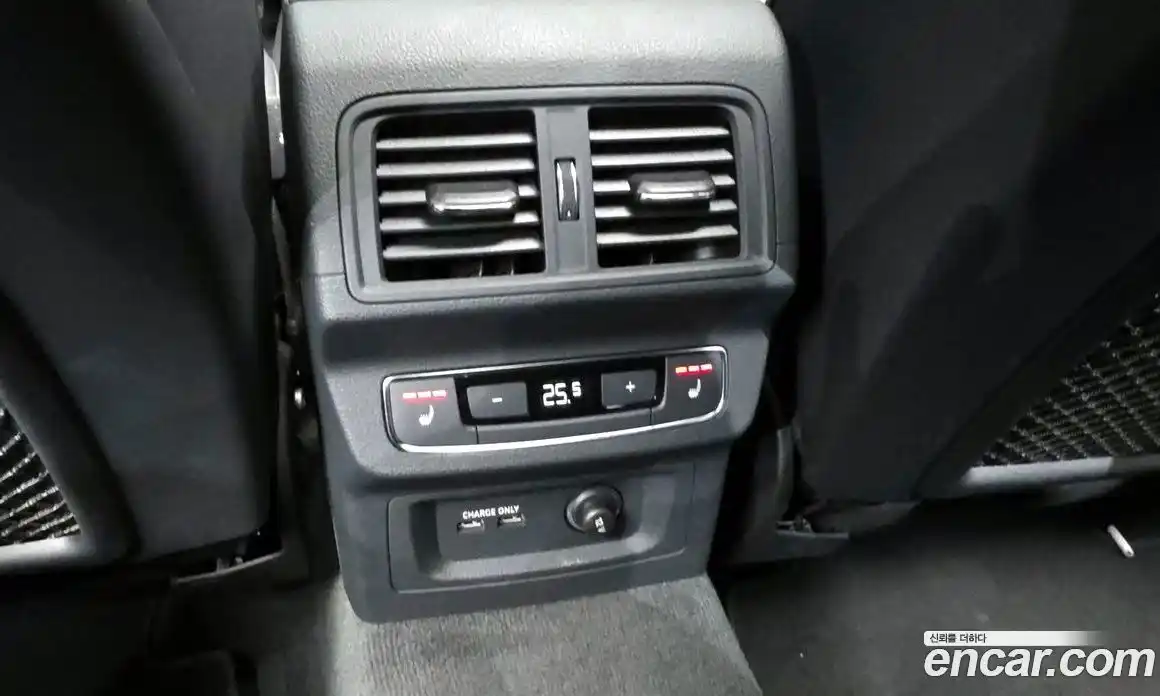 Audi Q5 2023 2.0 Автомат в Москве № 196181, фото 15