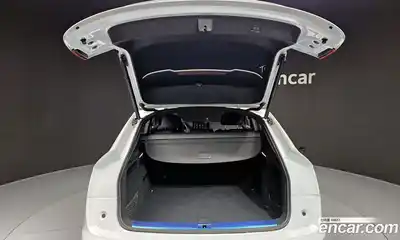 Audi Q5 2023 2.0 Автомат в Москве № 196181, миниатюра 5