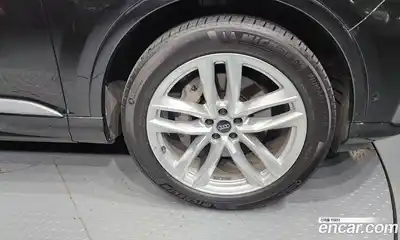 Audi Q7 2023 3.0 Автомат в Москве № 196212, миниатюра 4