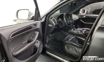 Audi SQ5 2015 3.0 Автомат в Москве № 196569, миниатюра 2