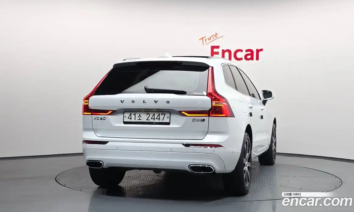 Volvo XC60 2019 2.0 Автомат в Москве № 197060, фото 12