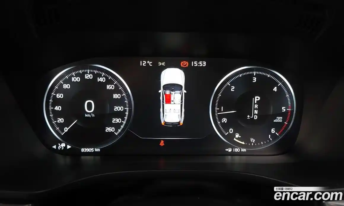 Volvo XC60 2019 2.0 Автомат в Москве № 197060, фото 19