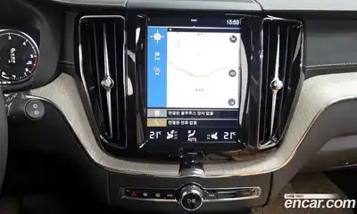 Volvo XC60 2019 2.0 Автомат в Москве № 197060, миниатюра 2