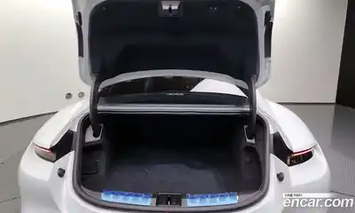 Porsche Taycan 2021 0.1 Автомат в Москве № 197460, миниатюра 12