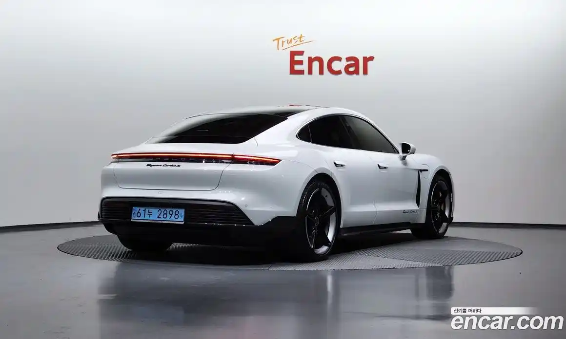 Porsche Taycan 2021 0.1 Автомат в Москве № 197460, фото 16