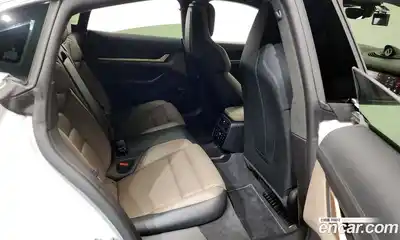 Porsche Taycan 2021 0.1 Автомат в Москве № 197460, миниатюра 6