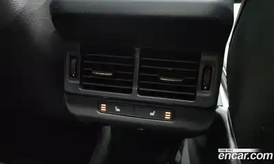 Land Rover Range-Rover Evoque 2024 2.0 Автомат в Москве № 198044, миниатюра 3