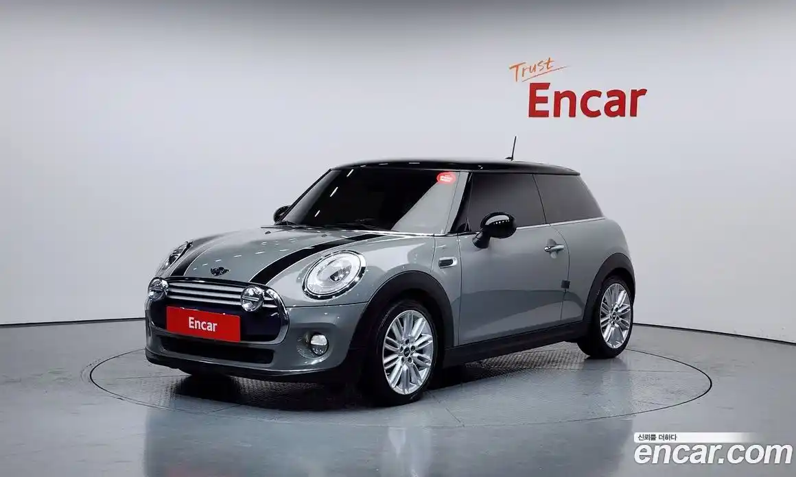 Mini Cooper 2015 1.5 Автомат в Москве № 198368, фото 15