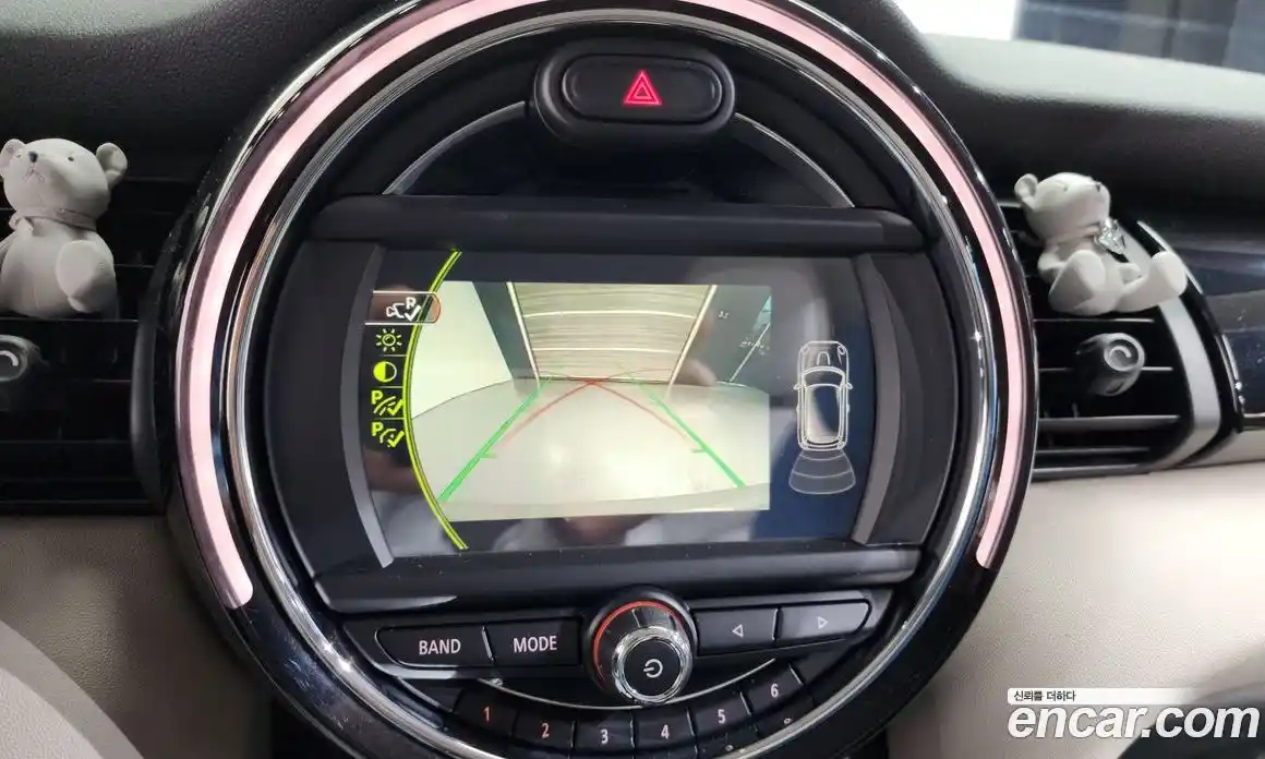 Mini Cooper 2015 1.5 Автомат в Москве № 198368, фото 17