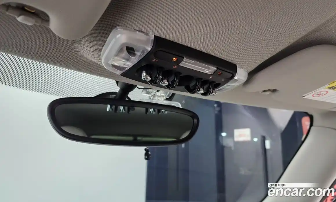 Mini Cooper 2015 1.5 Автомат в Москве № 198368, фото 6