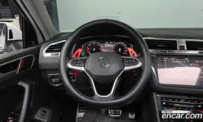 Volkswagen Tiguan 2023 2.0 Автомат в Москве № 198967, миниатюра 2