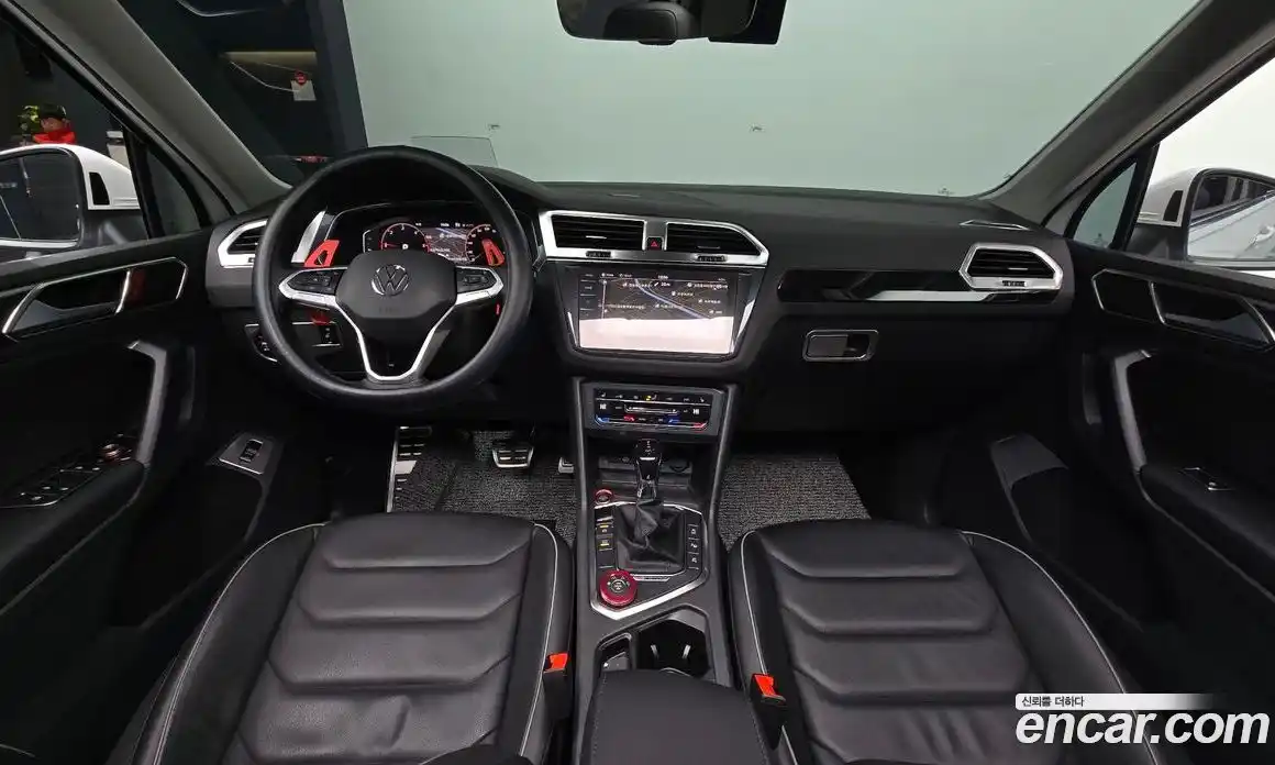 Volkswagen Tiguan 2023 2.0 Автомат в Москве № 198967, фото 5